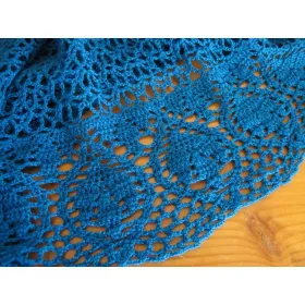 Blue leaves - châle crochet